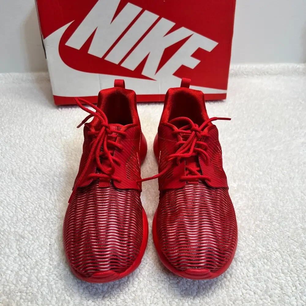Nike Youth Sneakers Roshe One Flight Weight (GS) Red Stripped Shoes Size 6Y